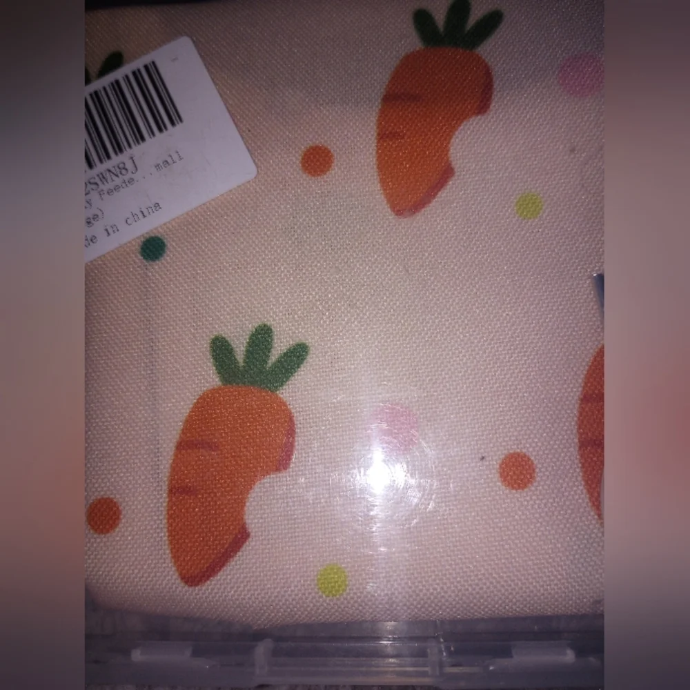 Bissap 2 Holes Hanging Hay Rabbit/Small Pet Feeder Hey Bag Carrot Print NWT